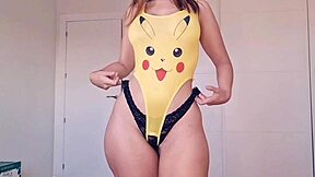 big ass latina teen shows off on webcam