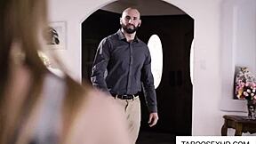 Uncle with fat dick fucks skinny girl hard 😈🍆