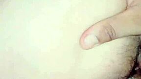 parte 1 entre al dormitorio de la vecina y me comi ese sabroso coño rico es darle leche bien adentro