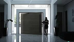 Nasty Brunette Babe Vanna Bardot Uses Trimmed Pussy On Juror!