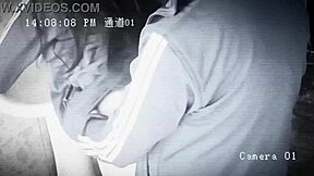 偷拍墨西哥女学生厕所被同学后入课间骑屌自制偷窥