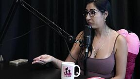 Visiting Swing House Was Leisure Time Fucked In Middle Of Sea About Maximo Garcia - Renatinha Melo On Sheer Red