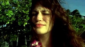 美女业余少女口活技巧超赞深喉