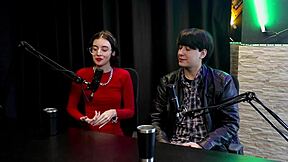 Curtia Se Exibir Bem Novinha A Pandemia Lançou Mulheres No Pornô Contou Pra Mãe E Quando Vendeu Seu Primeiro Nude - Yastrixx Watch On Sheer Red