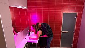 cam in public toilet at night club fucking strangers