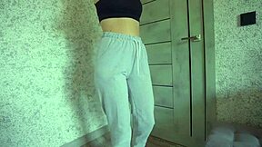 Amateur Curvy Babe In Jeans And Panties Experiences Desperation Pee On Sweatpants During Gym Workout