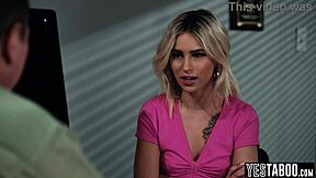 Aspiring teen pornstar seduces mature counselor with blowjob and doggystyle hardcore