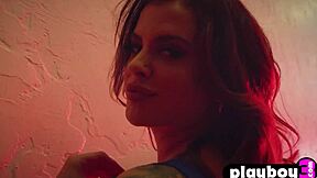 sexy teen keisha grey strips down to show off her perfect big butt and amazing big tits