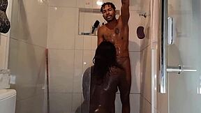fernanda chocolatte traveled to bahia for bareback sex with baiano in the bath, ending up creampied by joao o safado.
