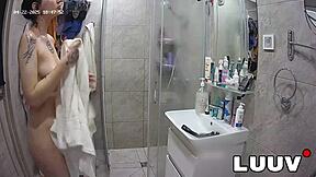 Exclamatory-Raw Luuv Beautiful Girl Alice Showers Naked!