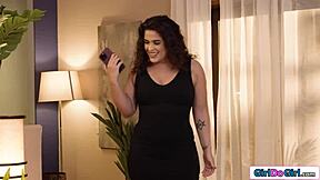 Petite Gf Gets Her Hairy Pussy Eaten Out During Facesitting With Brunette Latina Girlfriend