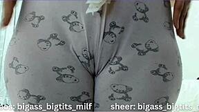 colombian bbw spreads her big clit cameltoe juicy pussy lips for closeup tease