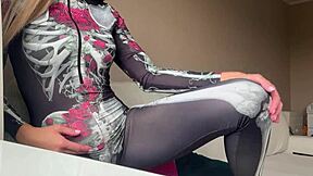 halloween costume try-on turns into squirting pussy orgasm frenzy!