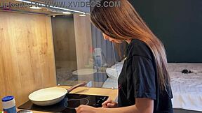 想象你老婆变我隔壁暴露骚邻居