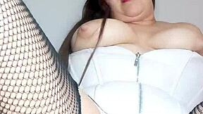 Wifes best friend masturbates huge tits cameltoe secretly for me! 🔥