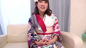 成人式帰りの隠れgカップ爆乳20歳が記念撮影でハメ撮り誘われちゃって... huge natural tits bounce wild under bra!