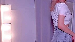 Blonde teen dances on webcam