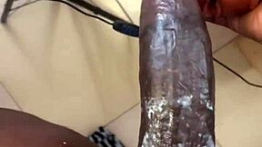 Oiled bbc toys stretch white pussy in full dorm vid! 😍🔥💦