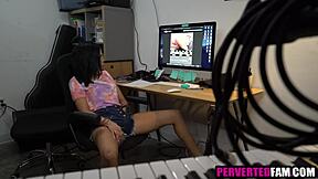 voyeur fucks ebony stepsis caught stroking her pussy