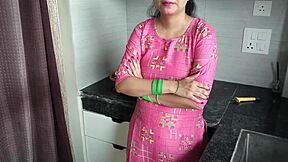 i seduced hot stepmom in kitchen doggy till she orgasms