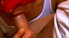 Sexy stepmom tempted shy stepson in hubby's apartment! 🔥😘