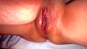 业余老婆光屁股粉嫩逼 破处239天后