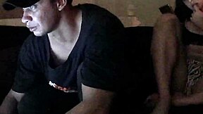 Novinha gostosa bounces on boyfriend's cock sitting deep in dorm room