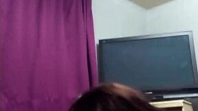 wife skips cleaning to suck hubby's cock instead in homemade clip