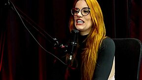 Beautiful Submissive Ruiva Goes to Swingers House for Interracial Cuckold Game