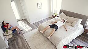 MAKE UP SEX WITH STEPSIS ARIA VALENCIA LEAVES HER GAPING HAPPY