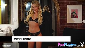 Stunning Big Tits Petite Russian MILF Goddess Angelina Poses Naked!