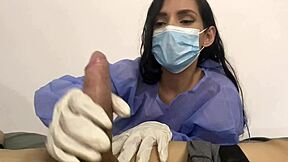 a mi paciente se le para la verga enorme y no aguanto chuparsela toda 😏👅💦