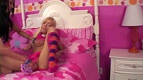 Ever Wondered How Lil Lexy Fingers Her Clit to Orgasm?