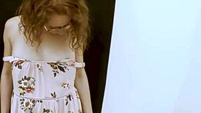 Kinky Ginger Luna Parish Pounds For Cum Swallow