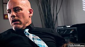 Secretary Deepthroats Boss's Monster Cock Rough Fuck