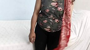 Muslim Stepsis Craves Indian Bro's Big Lund Doggystyle?