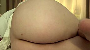 girl crosses legs hands-free as sex machine fucks her creamy wet pussy sideways 😏